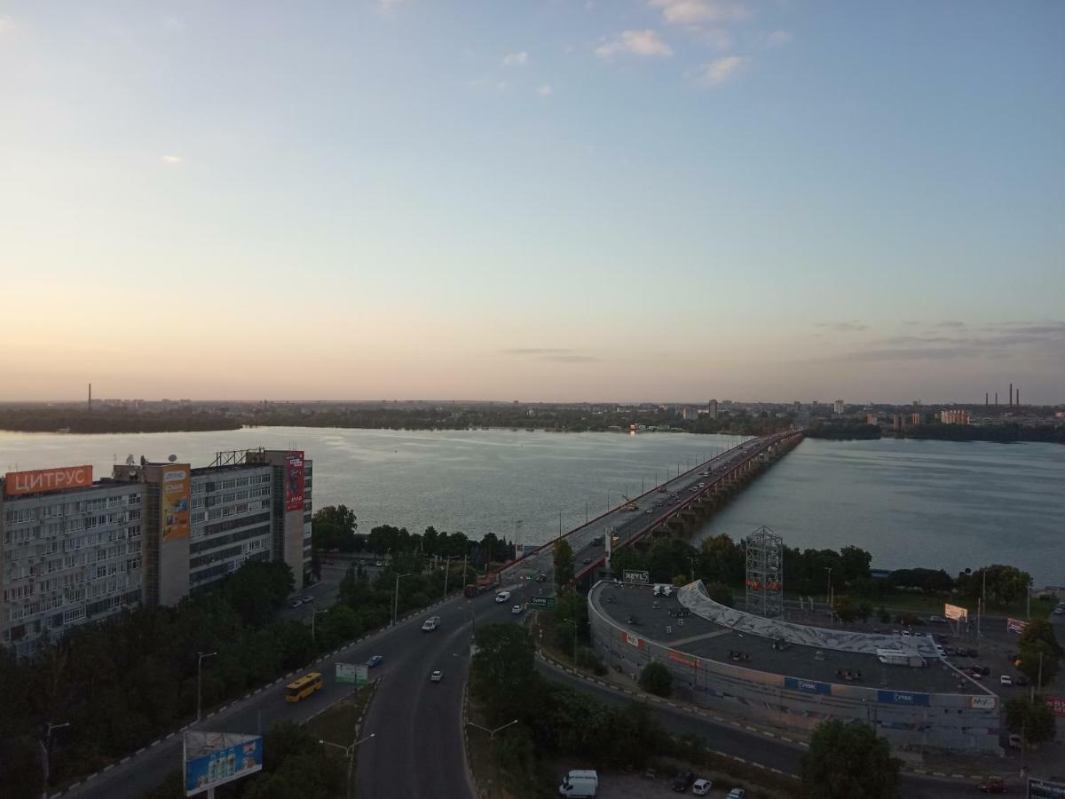 Most City Riverview Dnipro Bagian luar foto